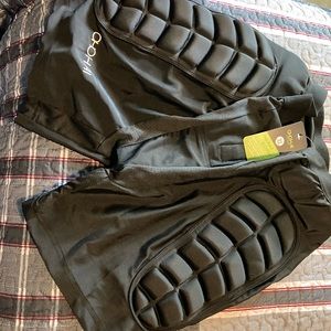 Men’s XL padded shorts - New with tags